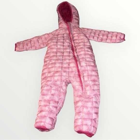Snozu Other - Snozu 24 month Pink Quilted Baby Snowsuit